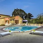 Giuliana Villa *